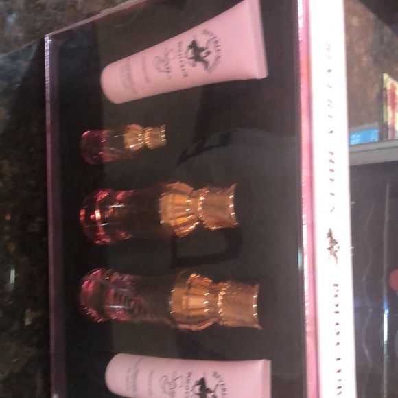 Polo women’s perfume body wash, lotion, hairwash - Picture 2 of 3